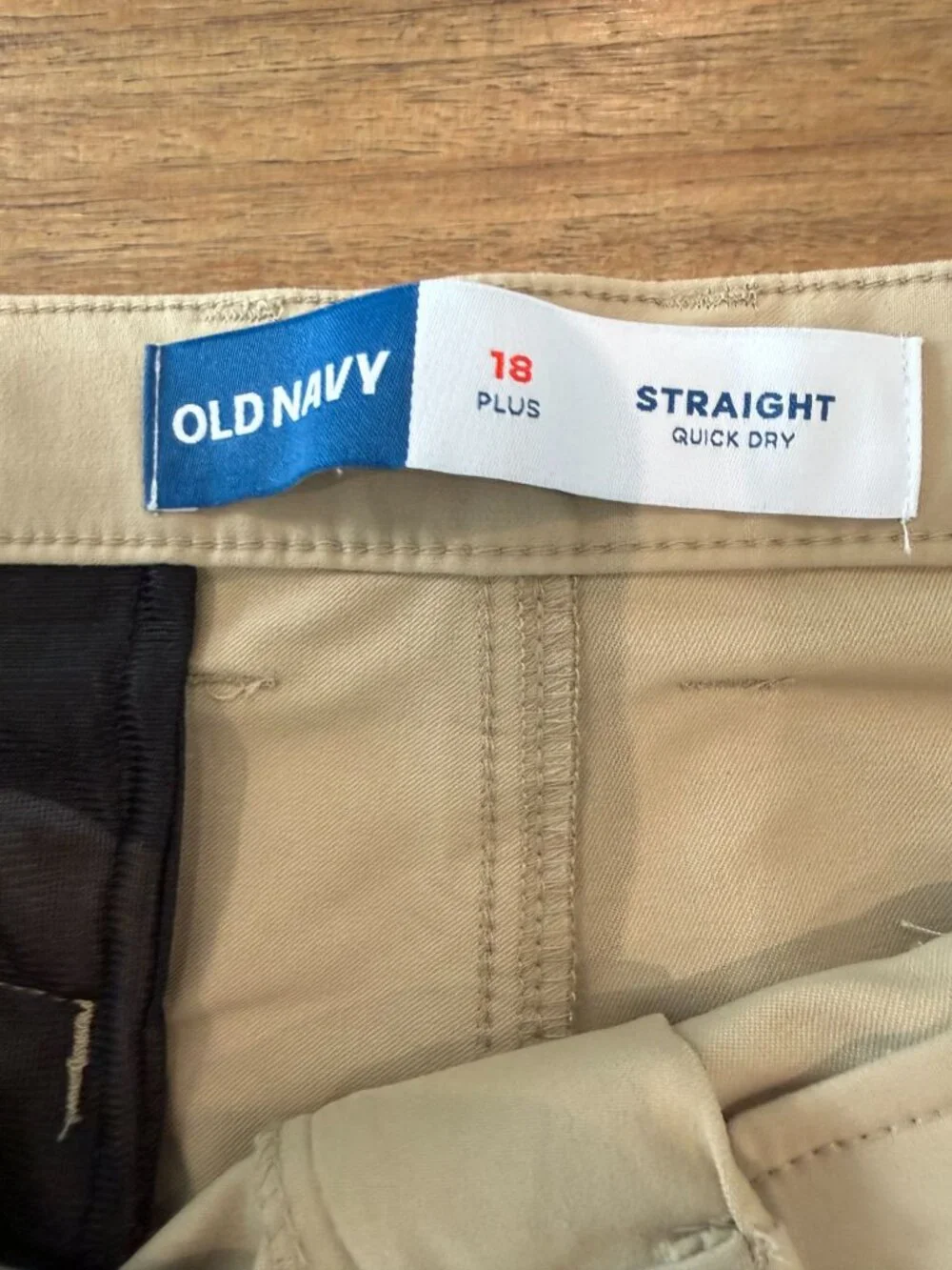 NWT Youth Old Navy Straight Quick-Dry Pants – Tan, Size 18 Plus